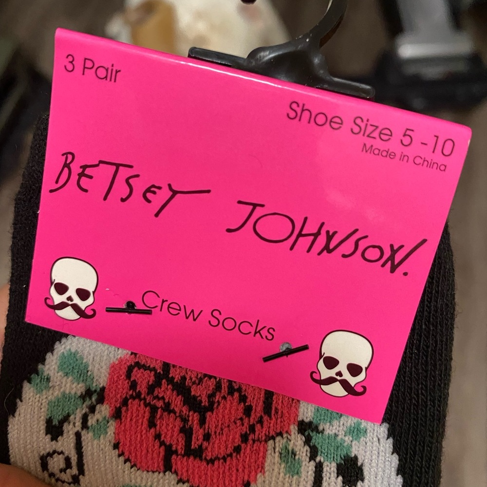 3 pack of Betsey Johnson socks - Picture 4 of 4